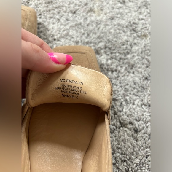 Vince Camuto - Picture 5 of 5